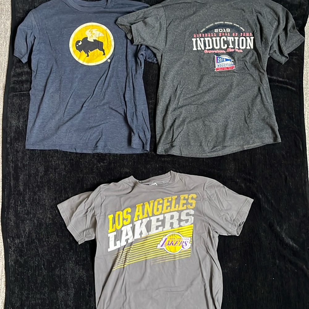 Bundle of 3 shirts size Large